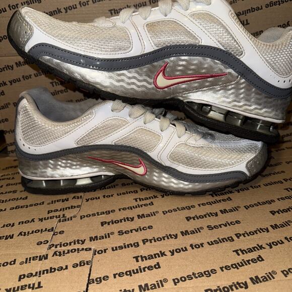 Nike Reax Run 5 Womens White Gray and Pink Running Shoe Size 9.5 - Picture 11 of 15